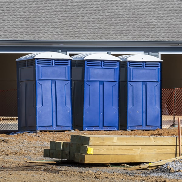 what is the cost difference between standard and deluxe porta potty rentals in Roach Missouri
